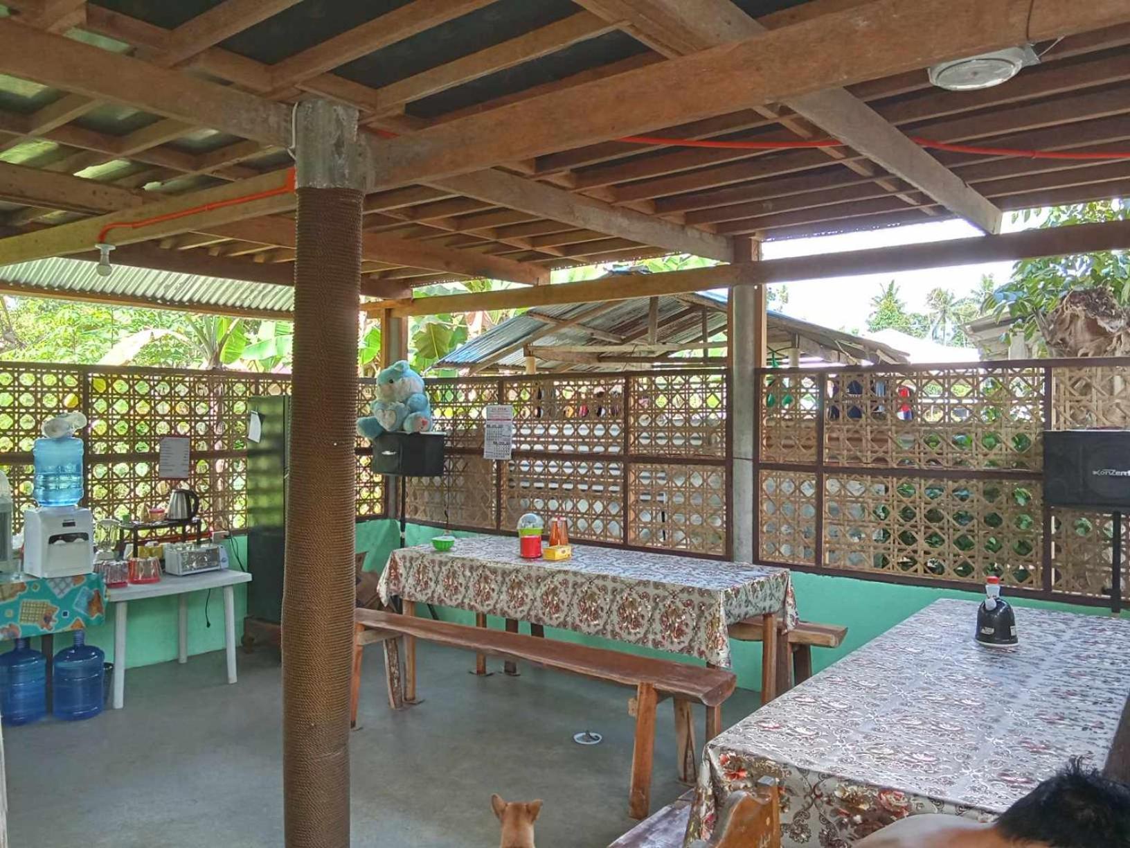 Batuan Lhoyjean Garden Hostel מראה חיצוני תמונה