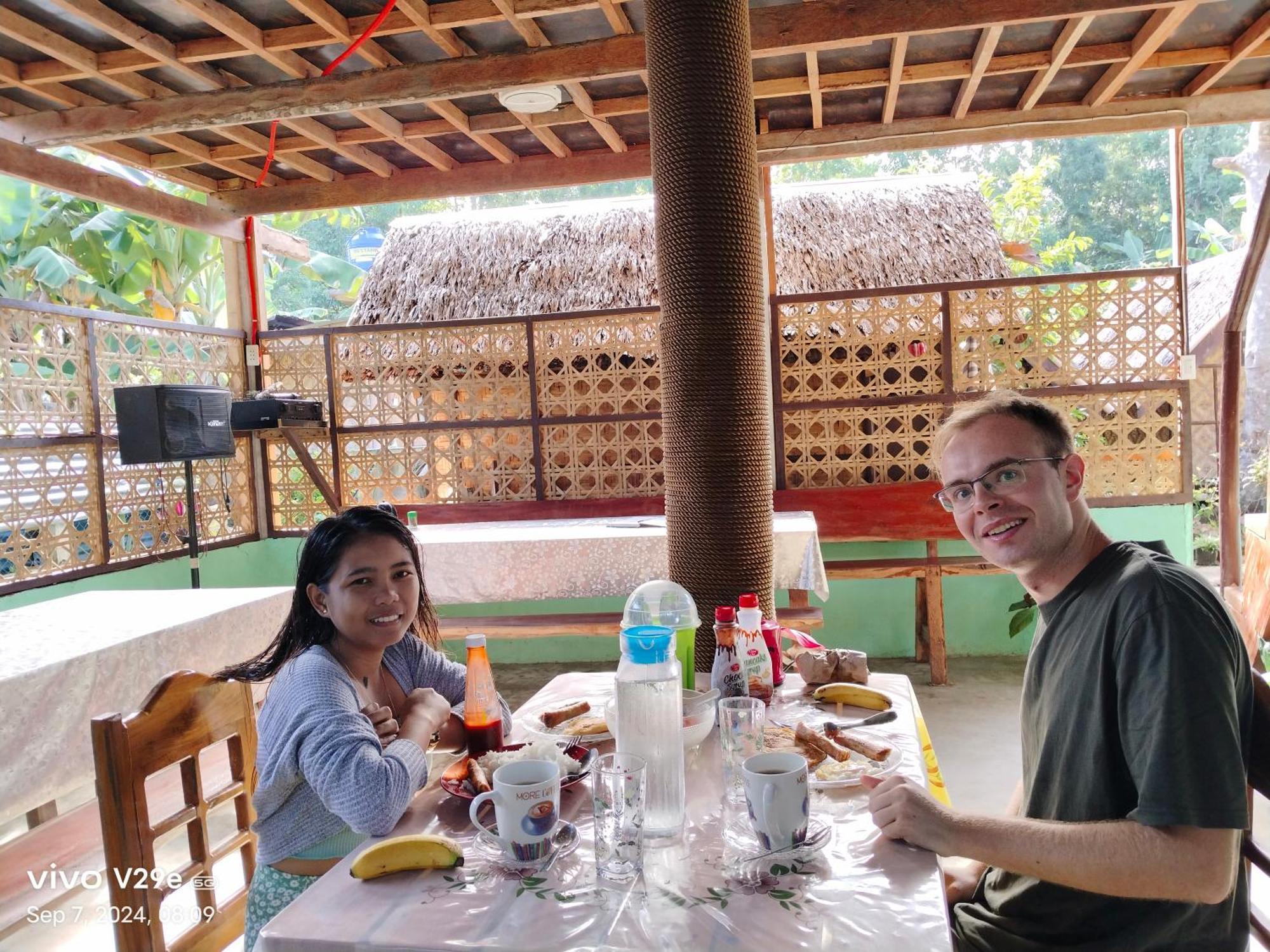 Batuan Lhoyjean Garden Hostel מראה חיצוני תמונה