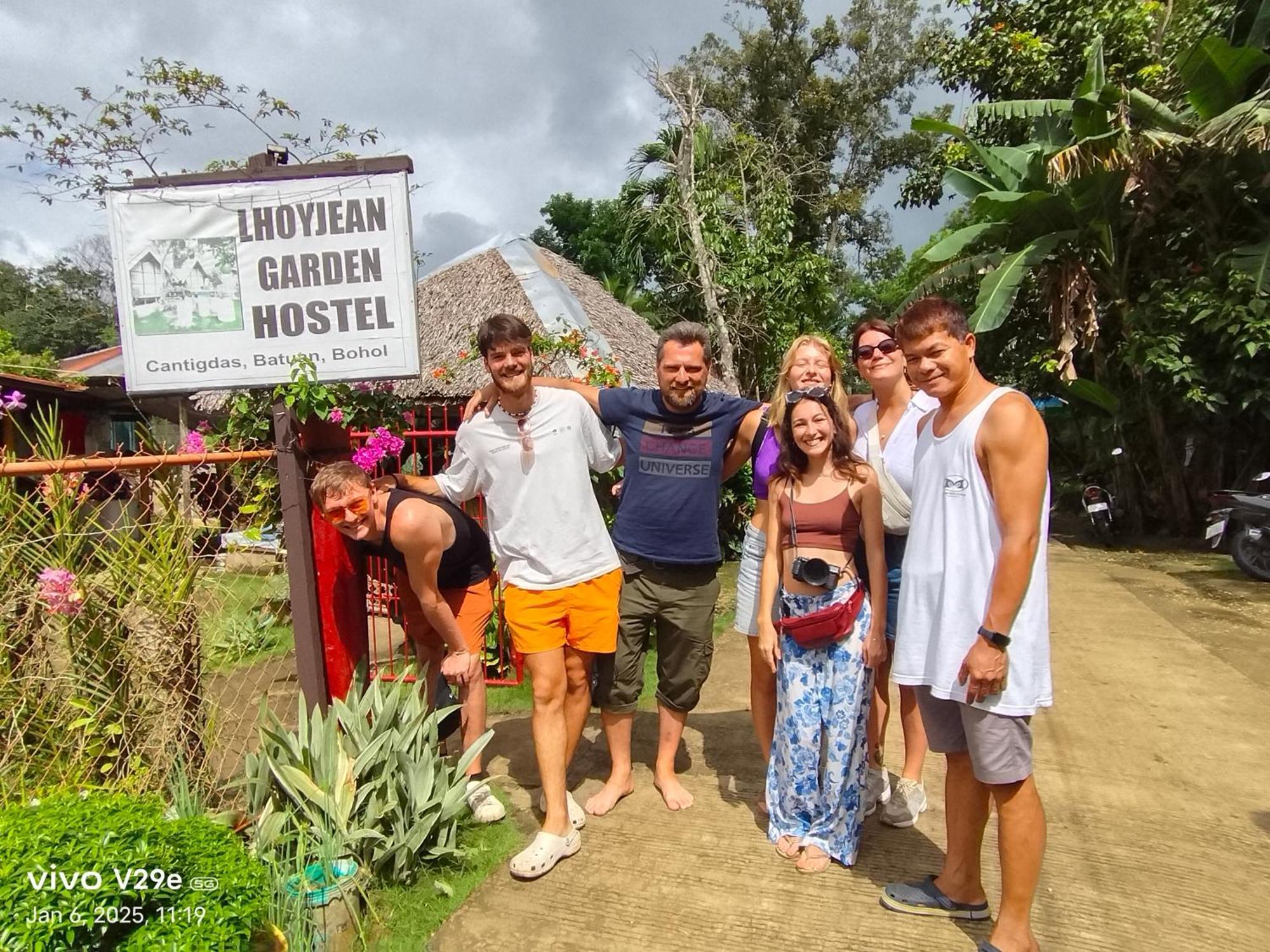 Batuan Lhoyjean Garden Hostel מראה חיצוני תמונה